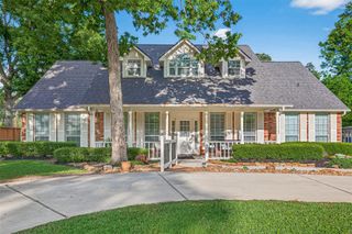 522 Beauregard Drive, Conroe, TX 77302