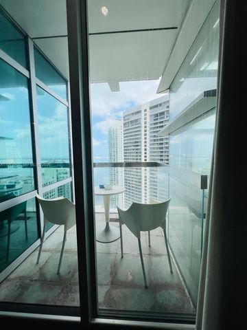 1395 Brickell Ave 2712, Miami, FL 33131