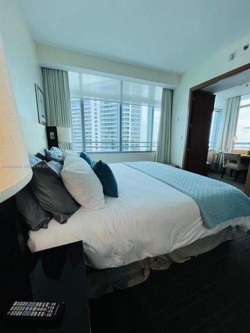 1395 Brickell Ave 2712, Miami, FL 33131