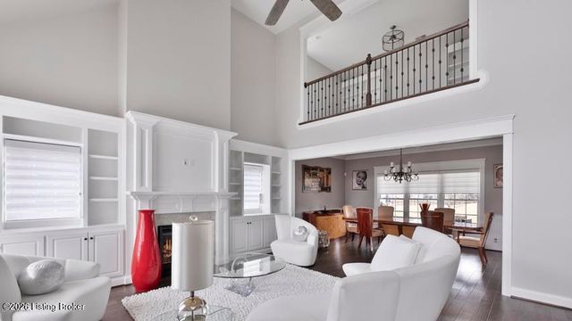 5300 Pebble Creek Pl, Louisville, KY 40241
