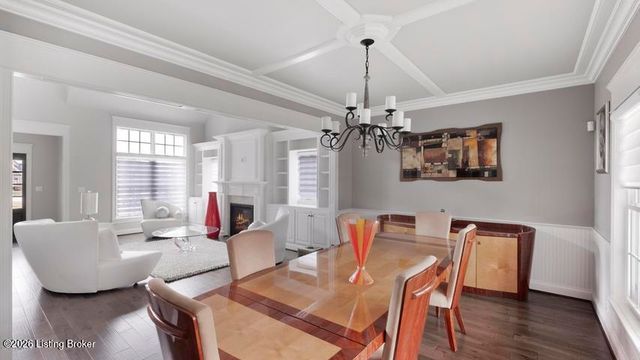 5300 Pebble Creek Pl, Louisville, KY 40241