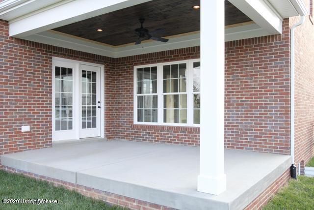 5300 Pebble Creek Pl, Louisville, KY 40241