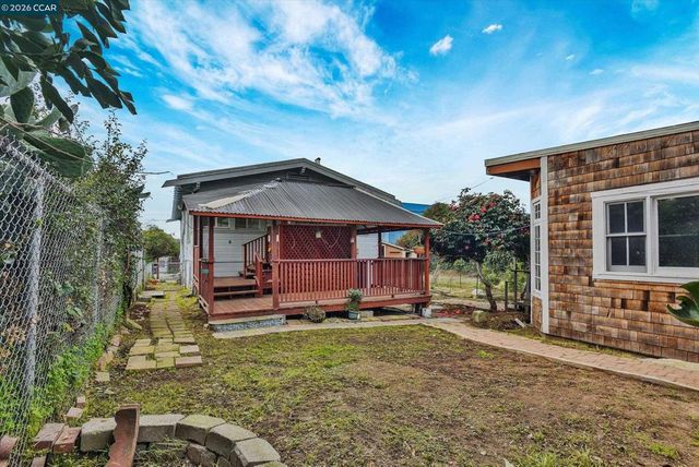 3750 Angelo Ave, Oakland, CA 94619