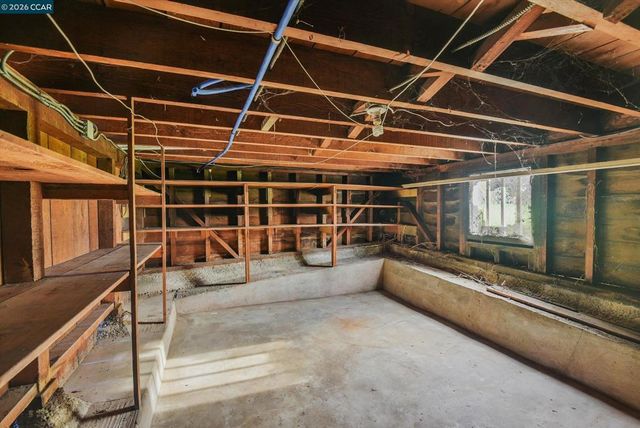 3750 Angelo Ave, Oakland, CA 94619