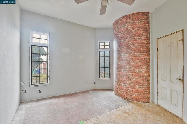 3750 Angelo Ave, Oakland, CA 94619