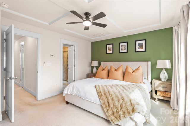 3217 Bending Birch Place, Charlotte, NC 28206