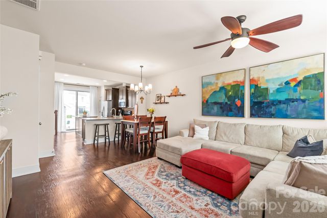 3217 Bending Birch Place, Charlotte, NC 28206