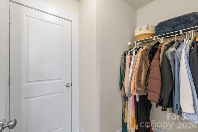 3217 Bending Birch Place, Charlotte, NC 28206