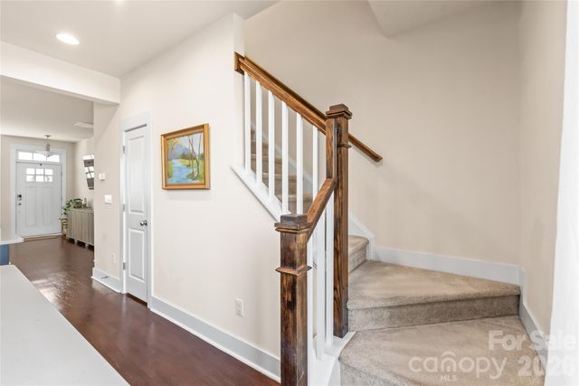 3217 Bending Birch Place, Charlotte, NC 28206