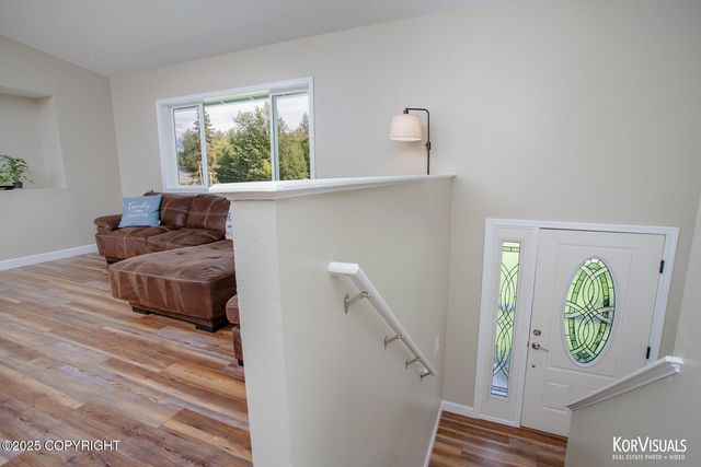 5301 E Revolutionary Way, Wasilla, AK 99654