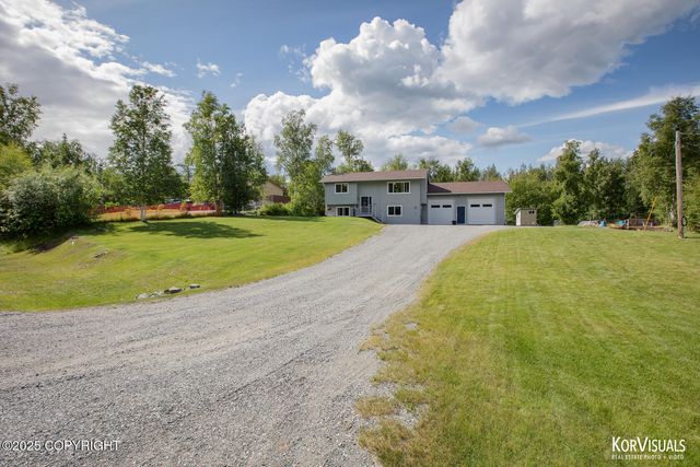 5301 E Revolutionary Way, Wasilla, AK 99654