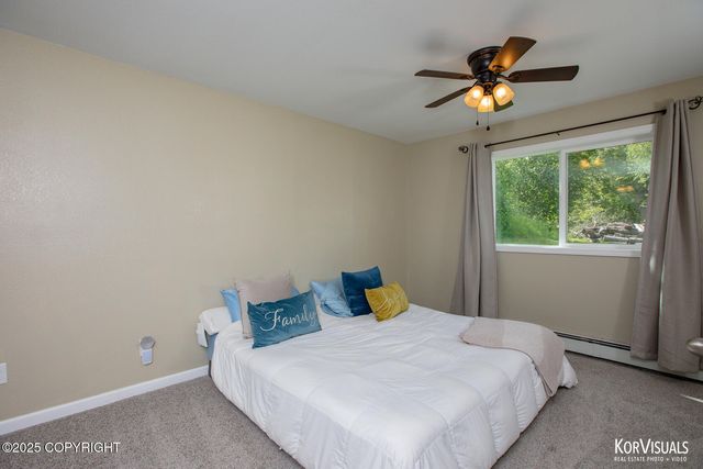 5301 E Revolutionary Way, Wasilla, AK 99654