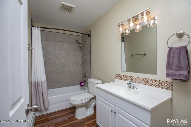 5301 E Revolutionary Way, Wasilla, AK 99654