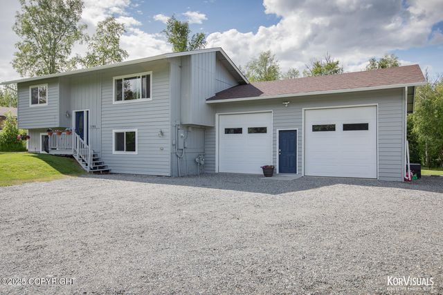 5301 E Revolutionary Way, Wasilla, AK 99654