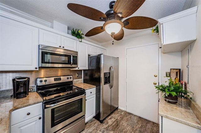2700 BAYSHORE BOULEVARD 2201, Dunedin, FL 34698