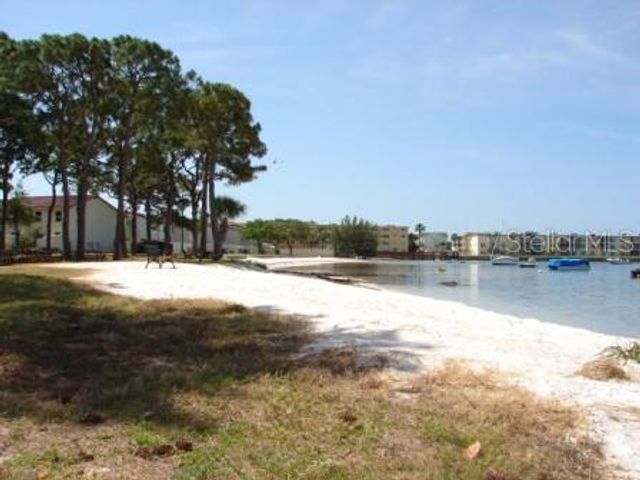 2700 BAYSHORE BOULEVARD 2201, Dunedin, FL 34698