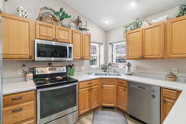 W6800 County Road D, Oxford, WI 53952