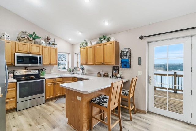 W6800 County Road D, Oxford, WI 53952