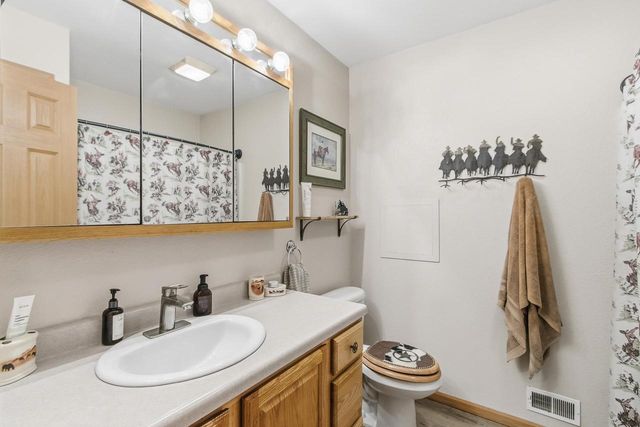 W6800 County Road D, Oxford, WI 53952