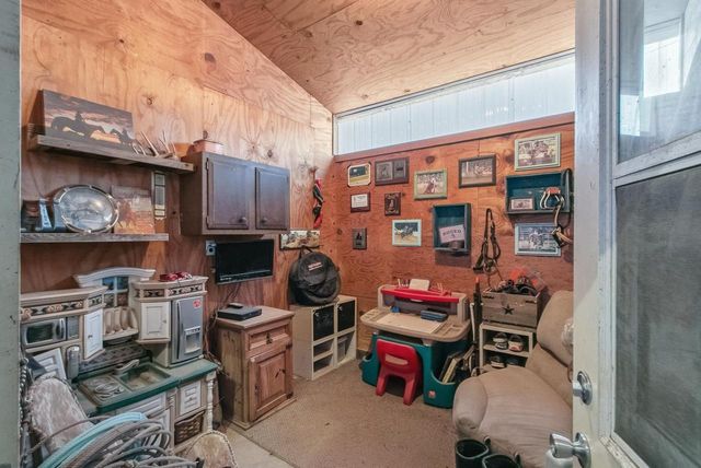 W6800 County Road D, Oxford, WI 53952