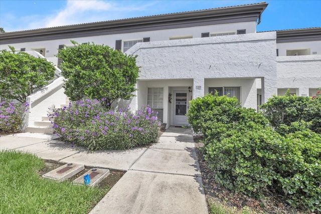 5209 WEDGEWOOD LANE 17, Sarasota, FL 34235