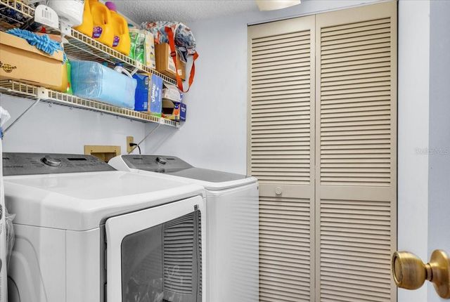 5209 WEDGEWOOD LANE 17, Sarasota, FL 34235