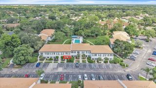 5209 WEDGEWOOD LANE 17, Sarasota, FL 34235