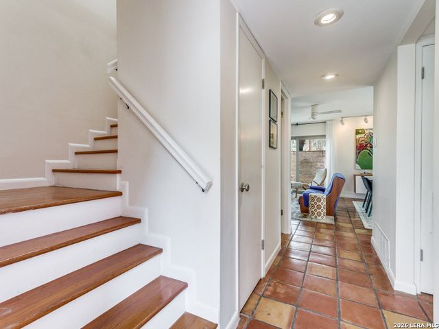 185 Terrell Rd Apt 101, San Antonio, TX 78209