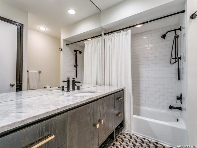 185 Terrell Rd Apt 101, San Antonio, TX 78209