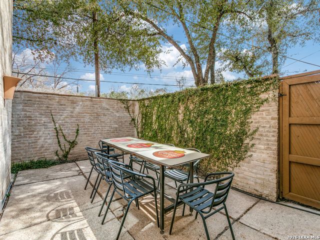 185 Terrell Rd Apt 101, San Antonio, TX 78209