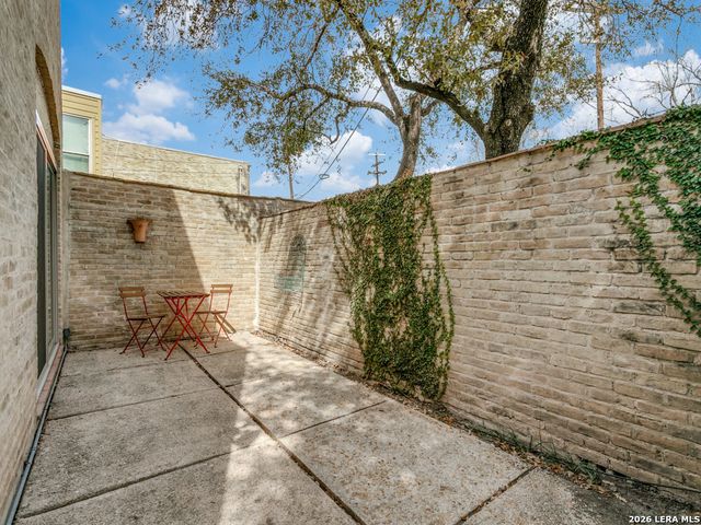 185 Terrell Rd Apt 101, San Antonio, TX 78209