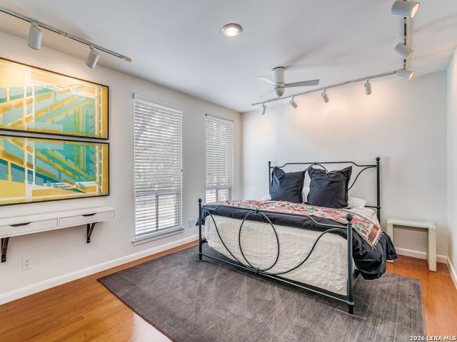 185 Terrell Rd Apt 101, San Antonio, TX 78209