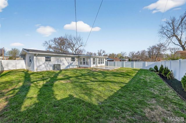 616 Norma Drive, St Charles, MO 63301