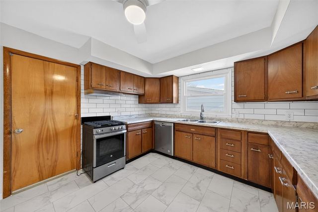 616 Norma Drive, St Charles, MO 63301