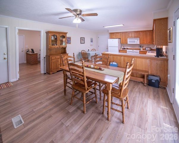 1802 Hopewell Road, Morganton, NC 28655