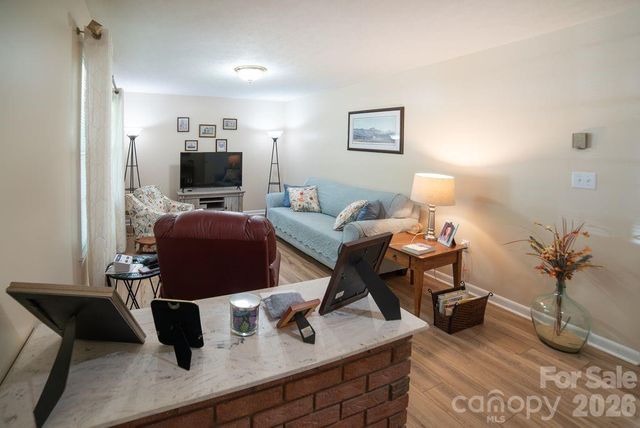 1802 Hopewell Road, Morganton, NC 28655