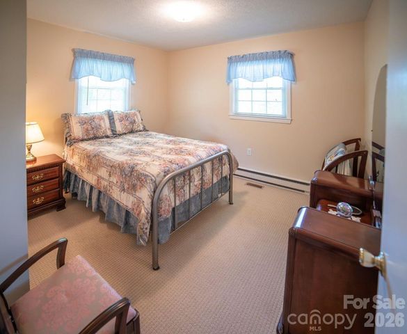 1802 Hopewell Road, Morganton, NC 28655