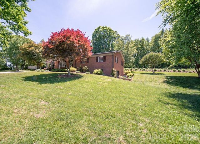 1802 Hopewell Road, Morganton, NC 28655