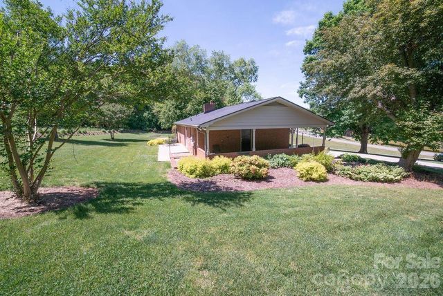1802 Hopewell Road, Morganton, NC 28655