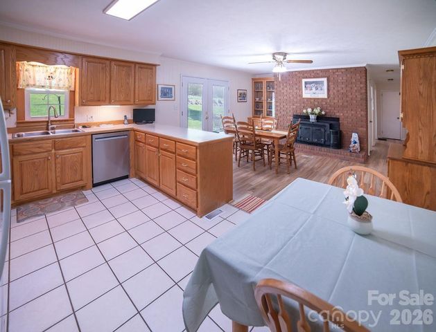 1802 Hopewell Road, Morganton, NC 28655