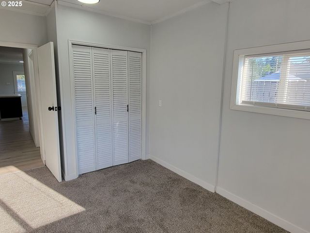 129 N P St, Cottage Grove, OR 97424