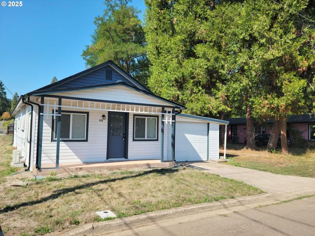 129 N P St, Cottage Grove, OR 97424