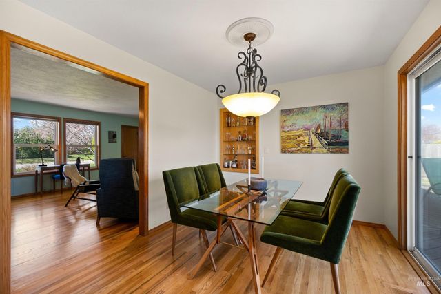 3718 N Cabarton Ln, Boise, ID 83704