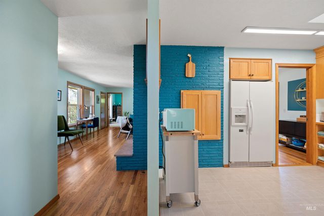 3718 N Cabarton Ln, Boise, ID 83704