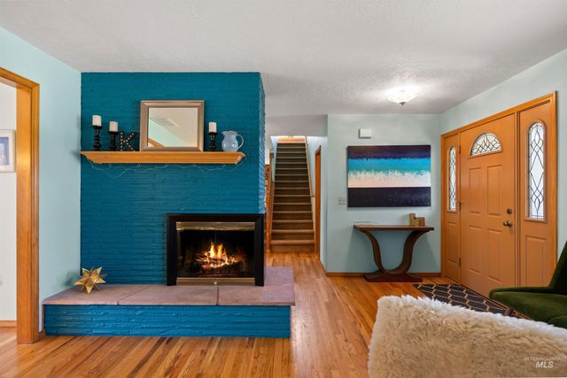 3718 N Cabarton Ln, Boise, ID 83704