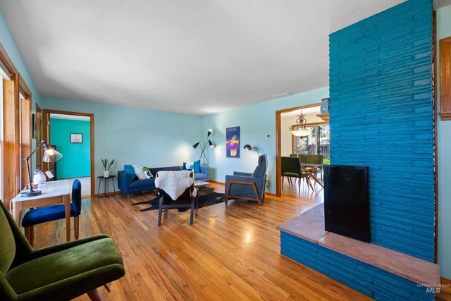 3718 N Cabarton Ln, Boise, ID 83704