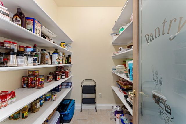 3396 Foots Creek Road, Gold Hill, OR 97525