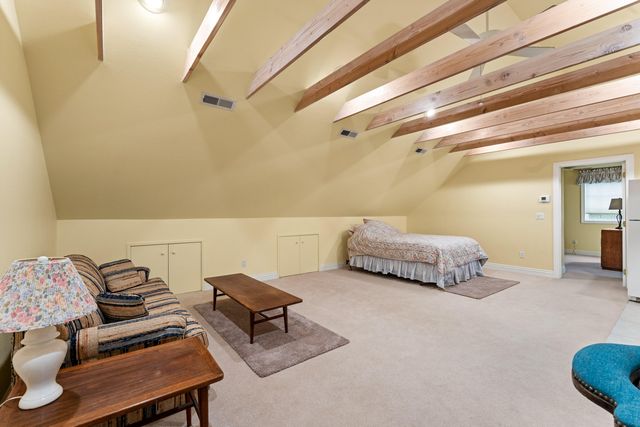 3396 Foots Creek Road, Gold Hill, OR 97525