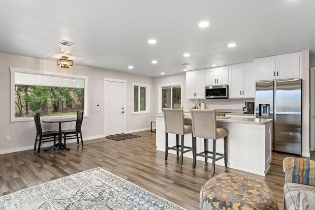 3396 Foots Creek Road, Gold Hill, OR 97525