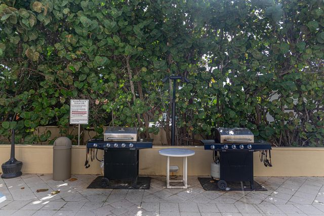 3475 S Ocean Boulevard 201, Palm Beach, FL 33480